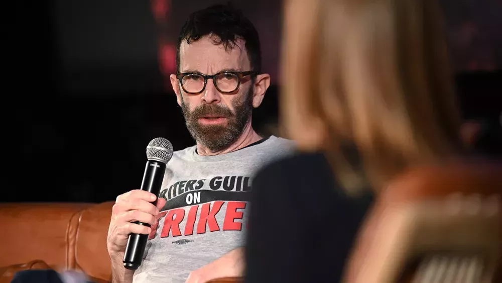 

	
		Charlie Kaufman arremete contra los jefes de los estudios por sus 