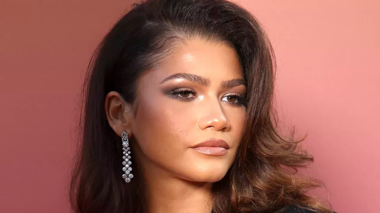 Cómo tomarse el selfie perfecto, según el Instagram de Zendaya