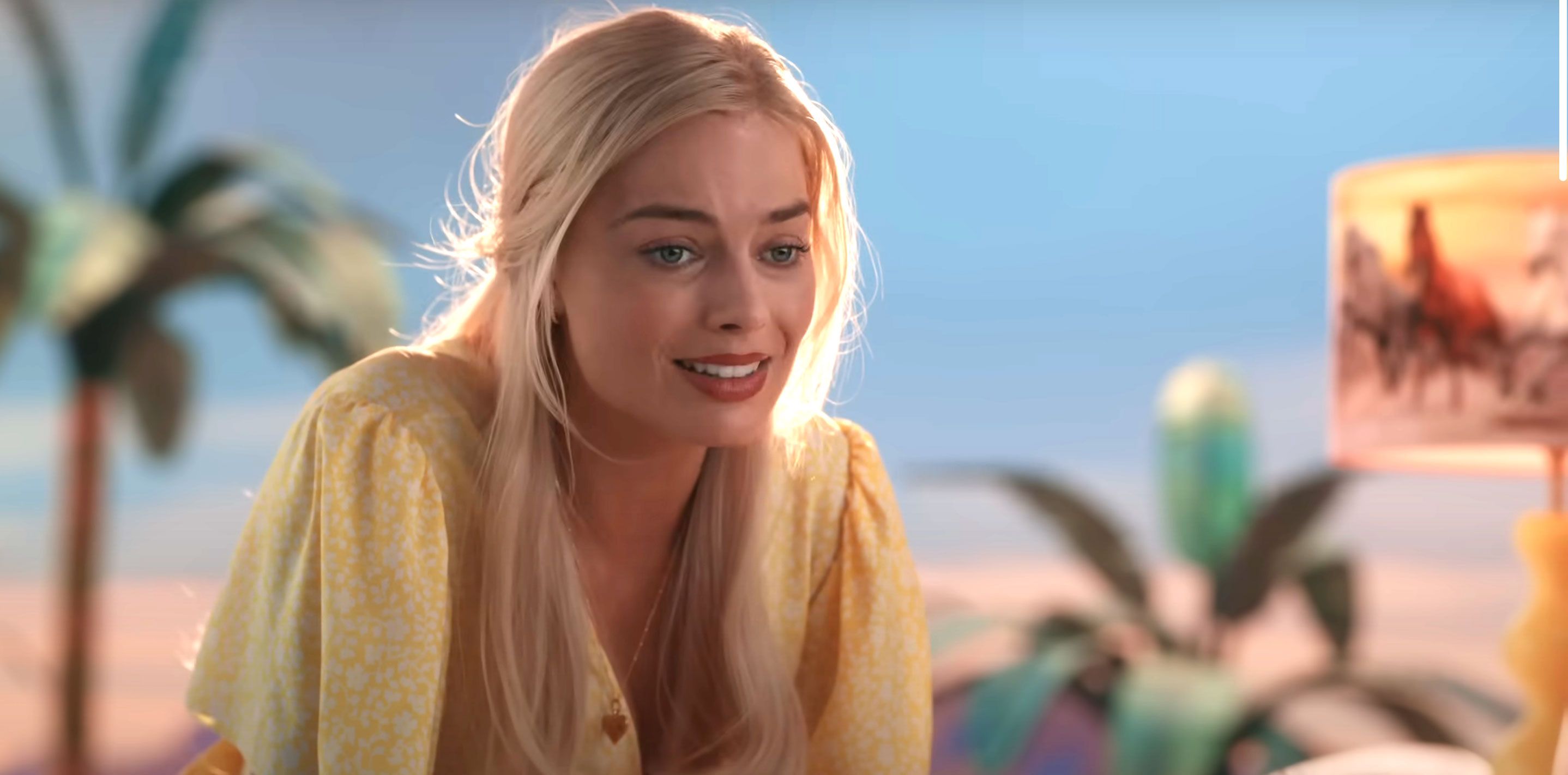 El vestido amarillo de Margot Robbie en 'Barbie' tiene un significado secreto más profundo