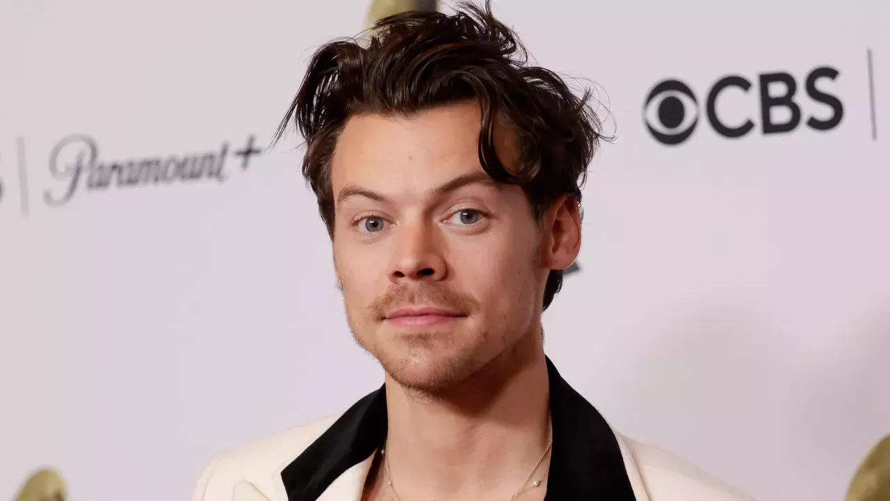 Harry Styles ha sido visto con un tatuaje de