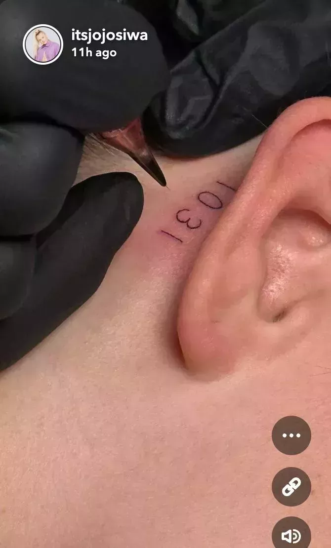 JoJo Siwa acaba de hacerse su primer tatuaje