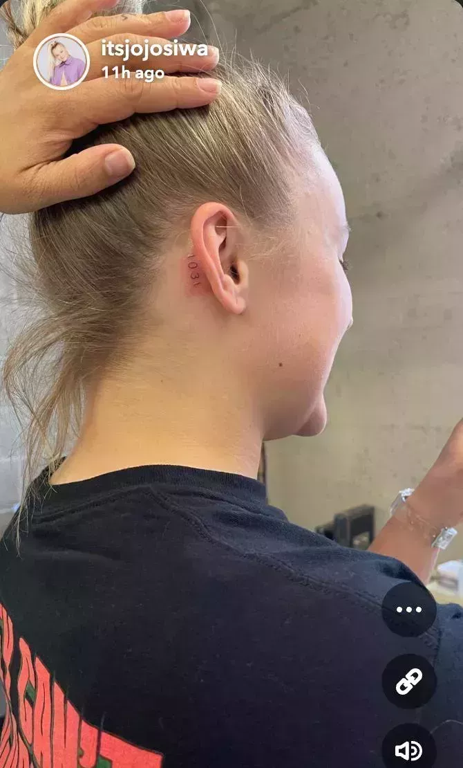 JoJo Siwa acaba de hacerse su primer tatuaje