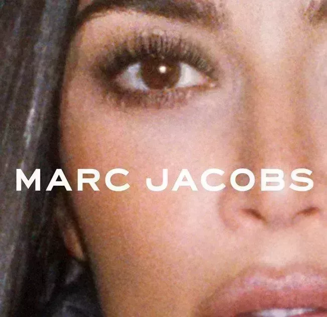 Kim K es el rostro de la última campaña de Marc Jacobs, e Internet tiene algunas opiniones