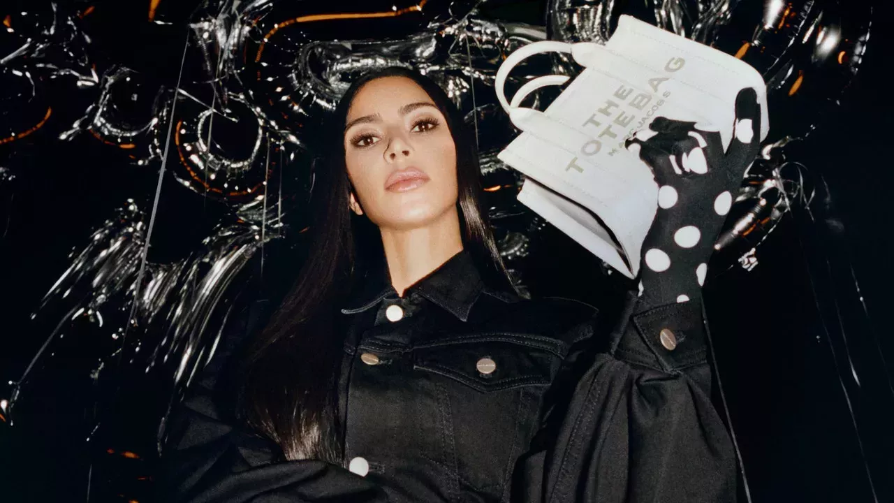 Kim K es el rostro de la última campaña de Marc Jacobs, e Internet tiene algunas opiniones