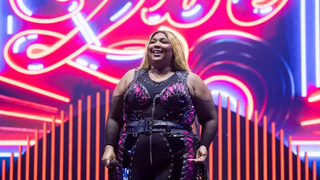 Lizzo acaba de responder a la demanda por acoso interpuesta por sus ex bailarinas