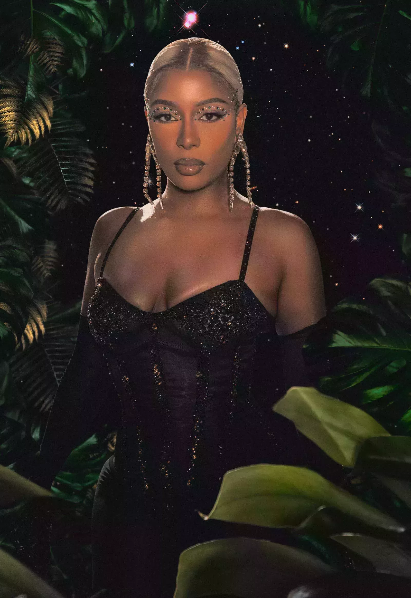 Victoria Monét daba el pecho en el estudio mientras rodaba "Jaguar II"