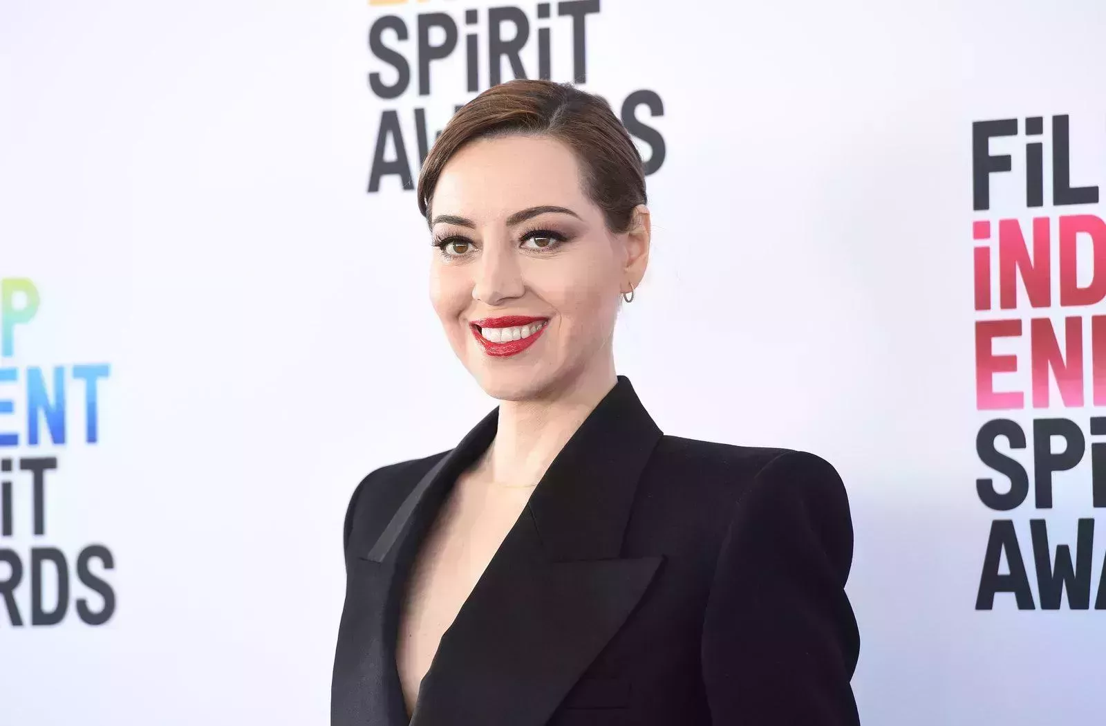 16 famosos bisexuales y bisexuales+ que están orgullosos de su homosexualidad