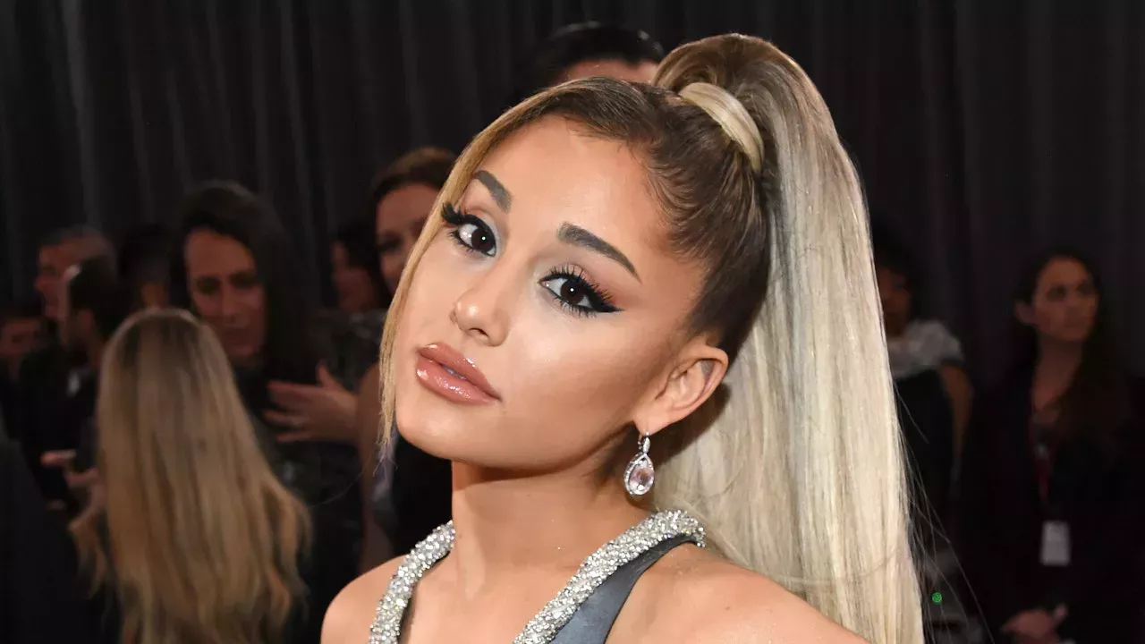 Ariana Grande se sinceró sobre el uso de botox y rellenos para 