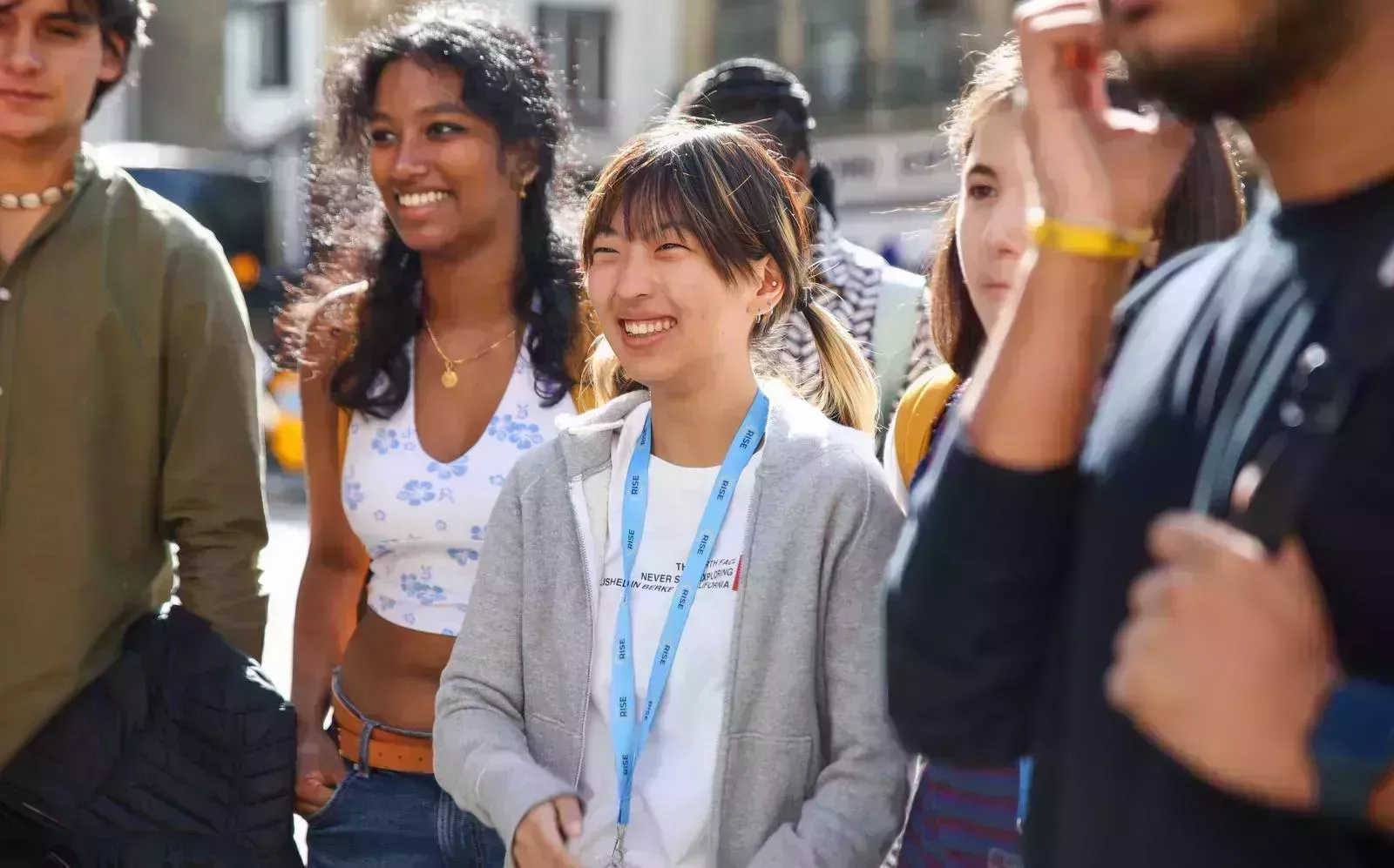 Cómo 100 adolescentes transformaron sus comunidades locales y tuvieron un impacto mundial