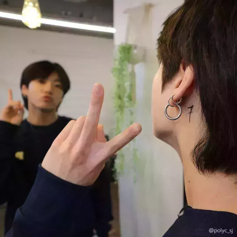 Los tatuajes de BTS Jung Kook: Una guía de su tinta y significados