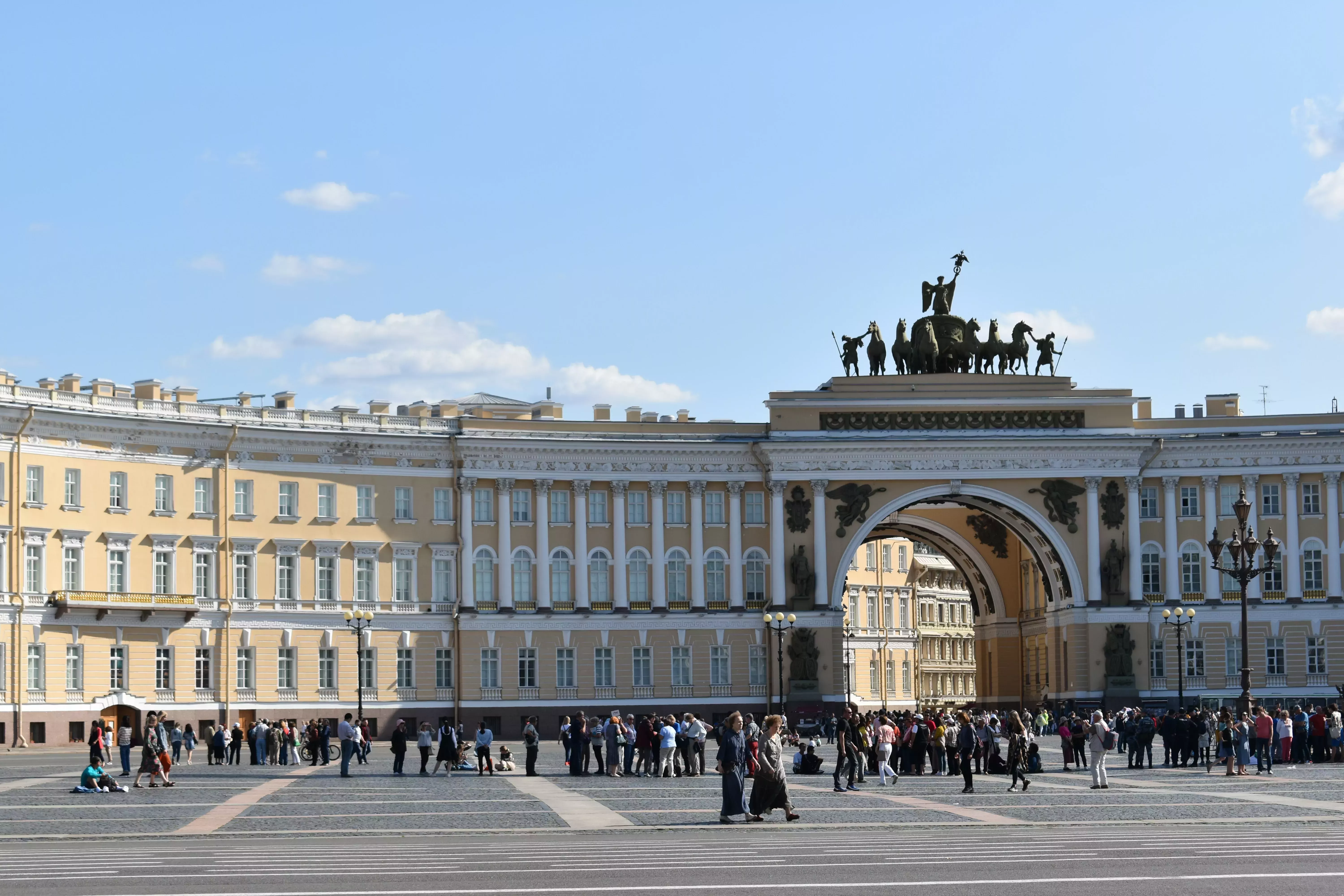 Crítica de Russian Ark Media: Un bello tapiz de la complicada identidad cultural rusa 