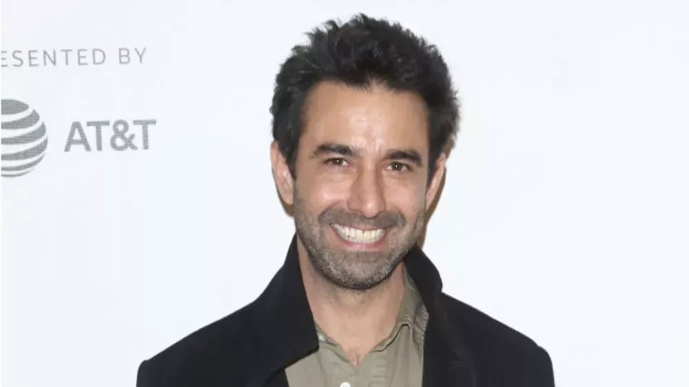 Drake Doremus recuerda al productor Bob George en un emotivo homenaje: