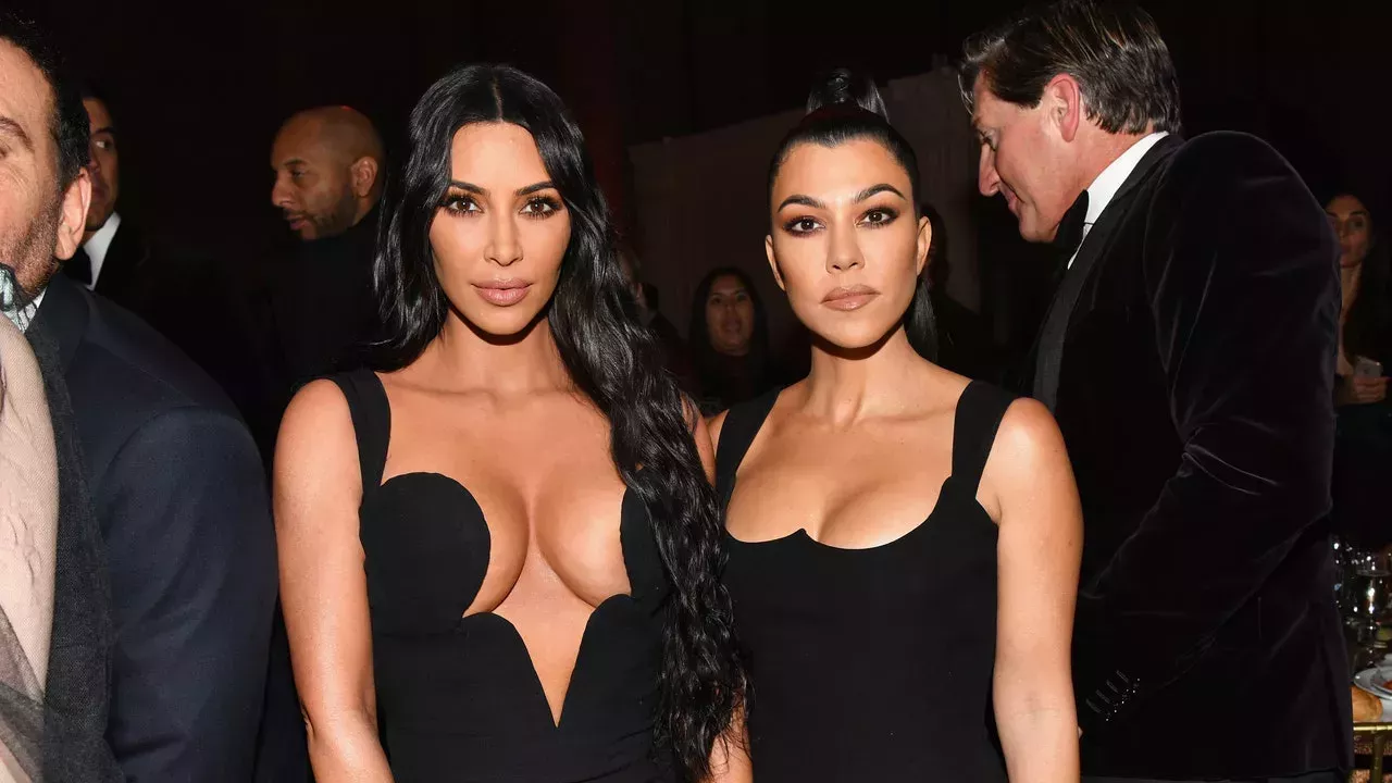 Kourtney Kardashian ganó Halloween con un disfraz inspirado en Kim