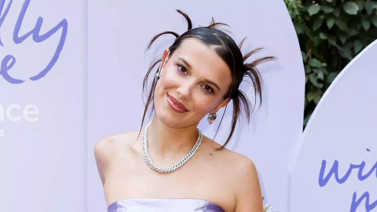 Millie Bobby Brown mostró su acné en un selfie sin maquillaje