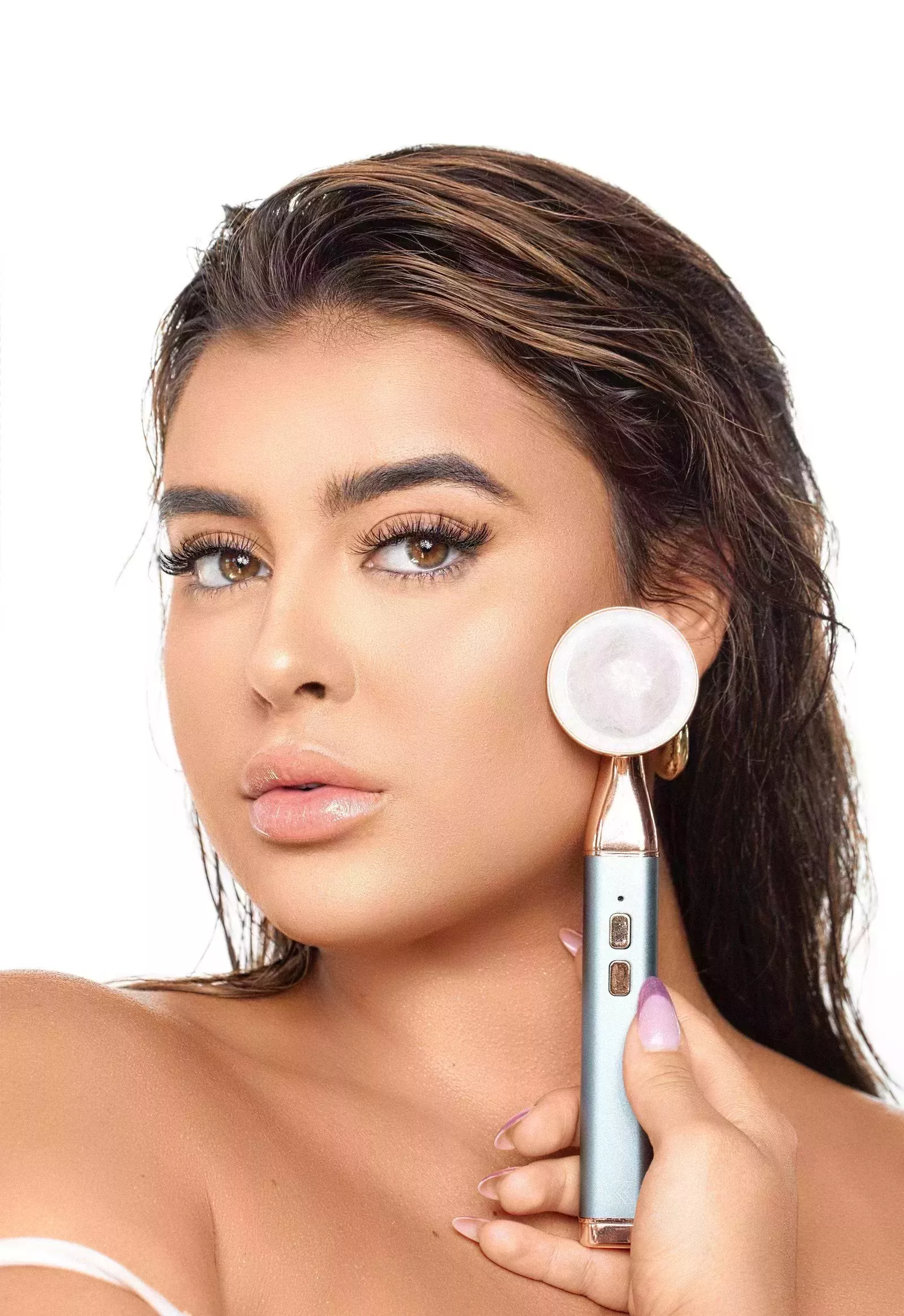 Kalani Hilliker cambia su rutina de belleza tras el reality televisivo