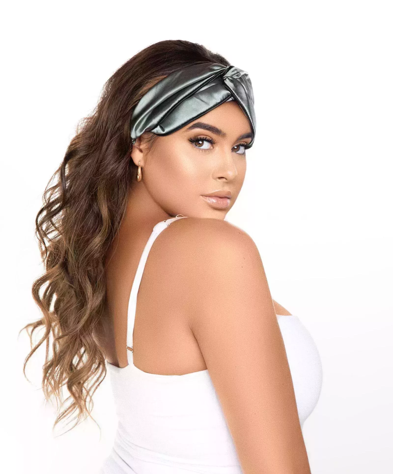 Kalani Hilliker cambia su rutina de belleza tras el reality televisivo