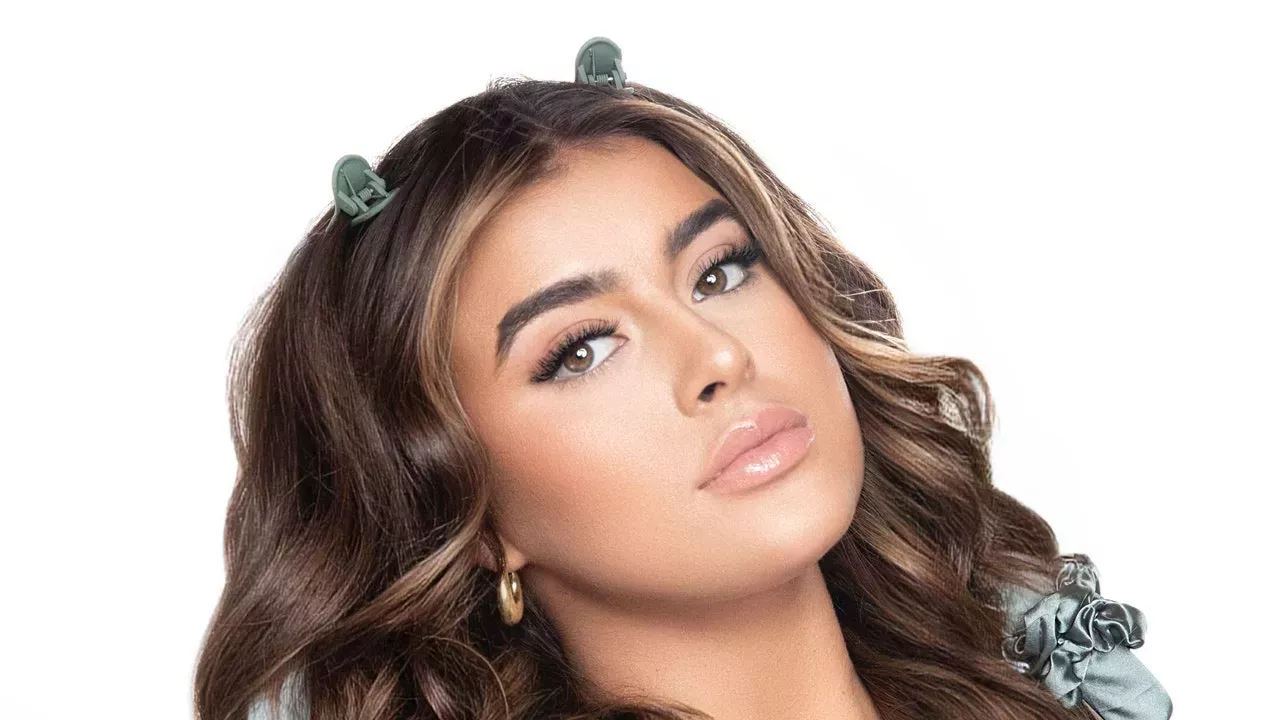 Kalani Hilliker cambia su rutina de belleza tras el reality televisivo