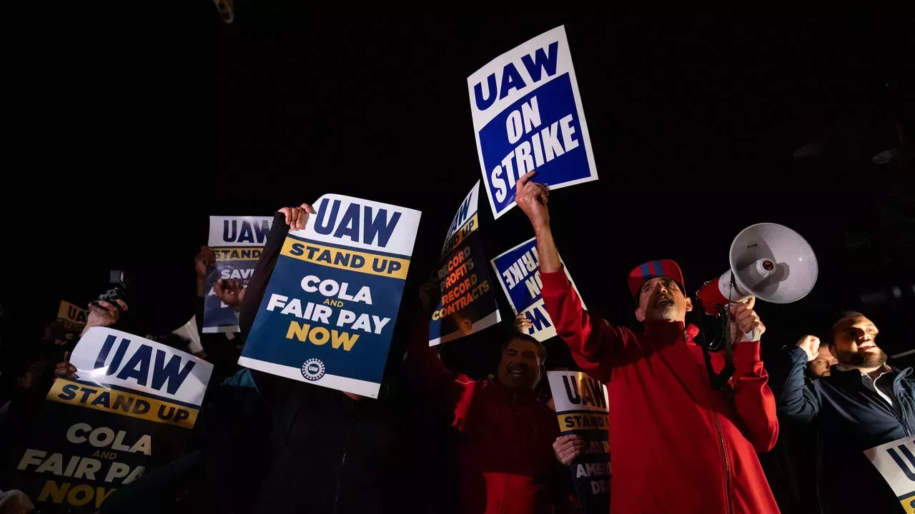 La huelga de la UAW puede habernos preparado para una huelga general