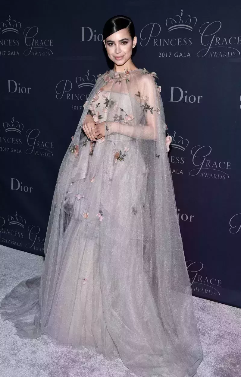 Los mejores looks de Sofia Carson en la alfombra roja: Ver Fotos