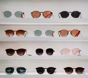 ¿Qué color de lentes polarizadas debe adquirir?