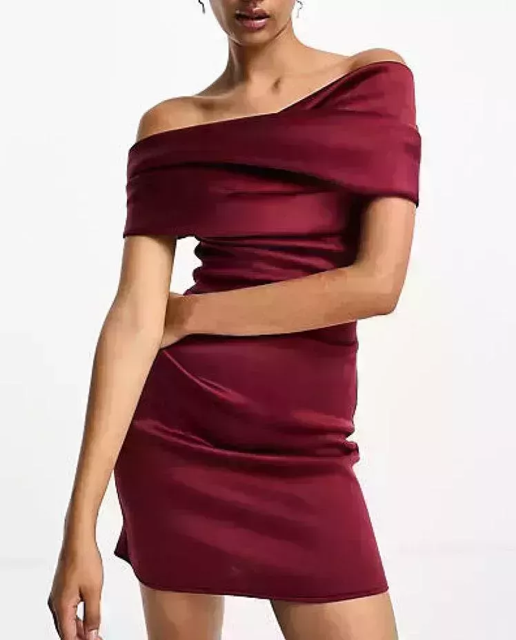 Olvídate de los LBD, los LRD están de moda estas fiestas