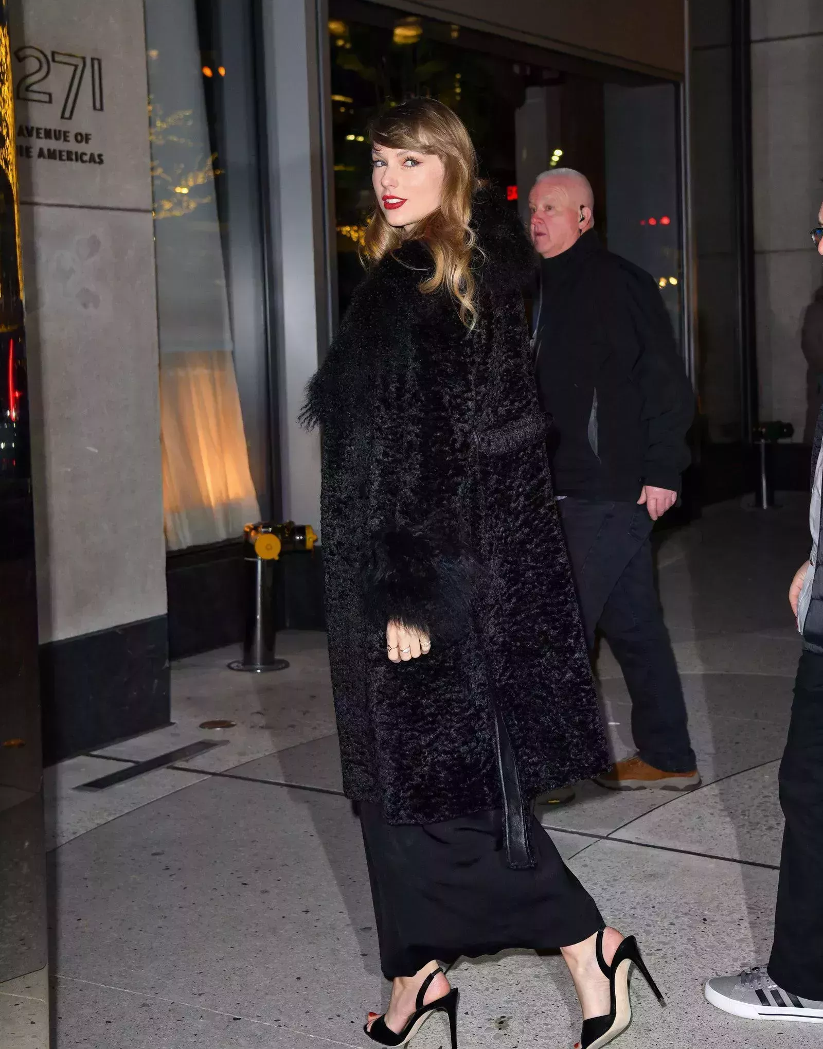 Taylor Swift canalizó la estética del viejo dinero en su noche de fiesta