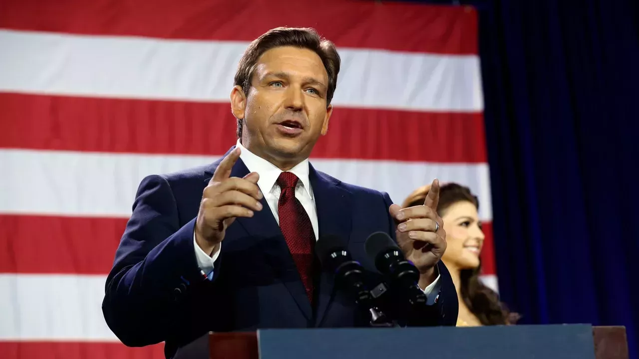 El gobernador Ron DeSantis abandona la carrera presidencial