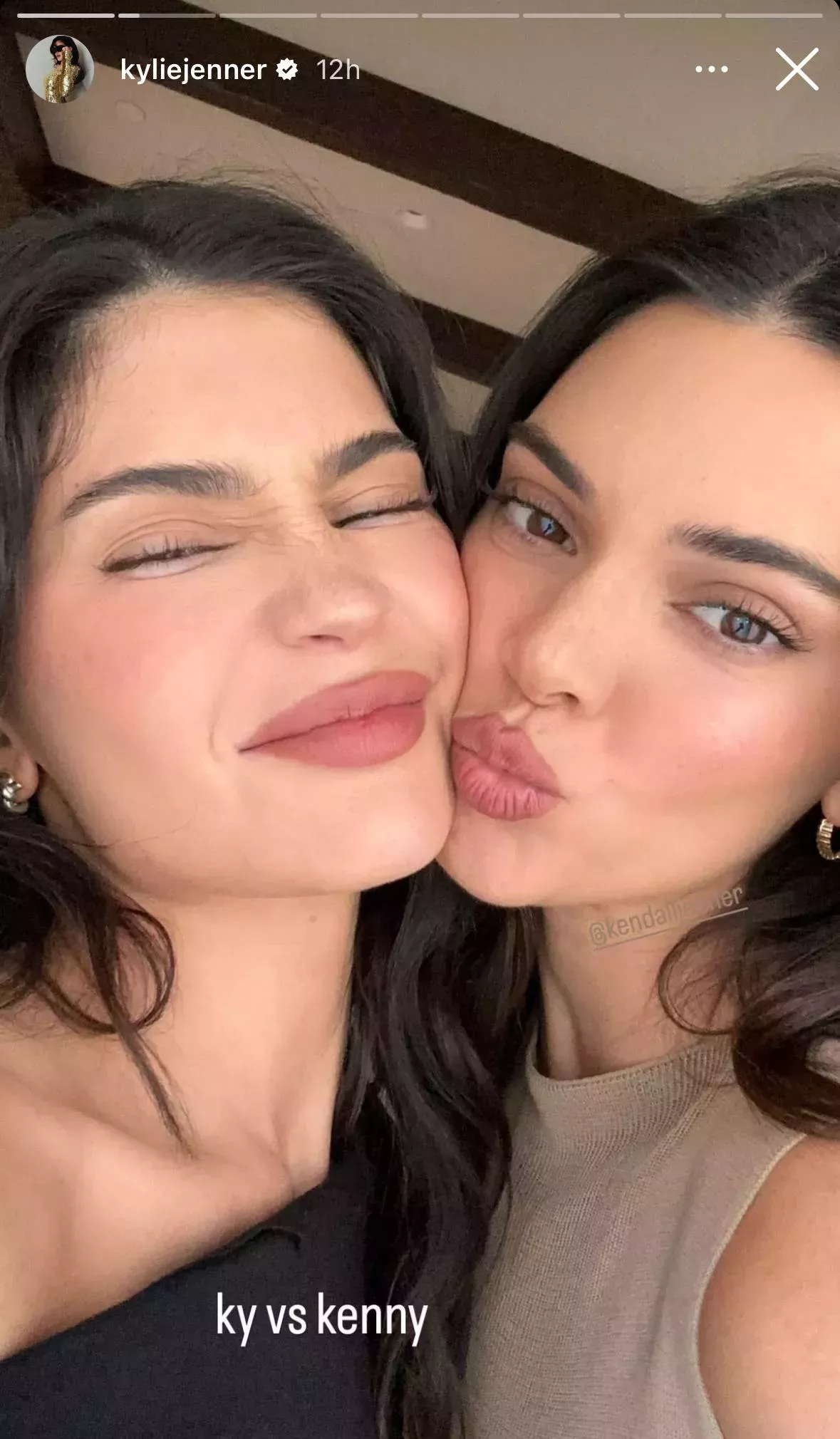 Kendall y Kylie Jenner parecen gemelas en este selfie