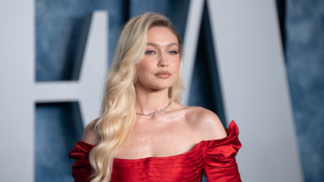 El conjunto de bikini Frankies de Gigi Hadid ya está a la venta por menos de 100 dólares