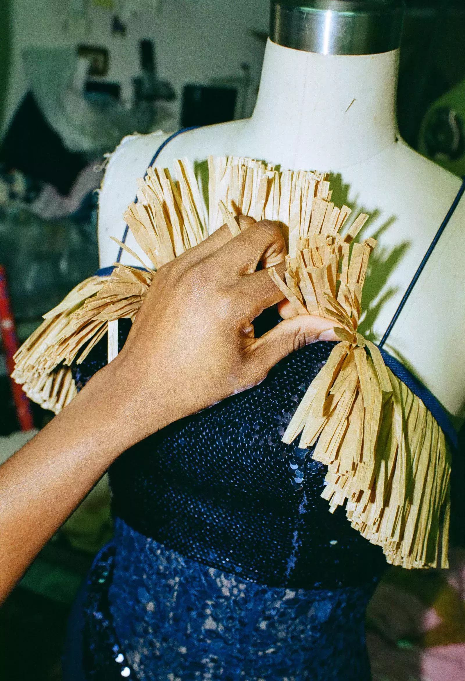 Papa Oppong redefine la moda ghanesa con un giro moderno a los estilos tradicionales