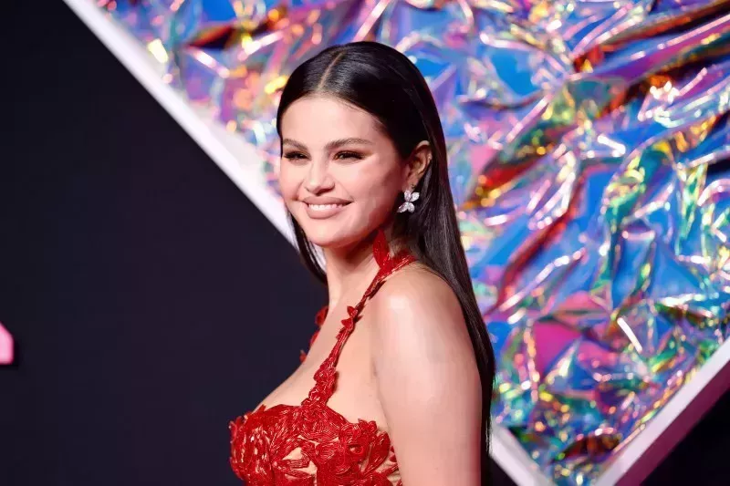 Selena Gomez anuncia su próximo álbum 