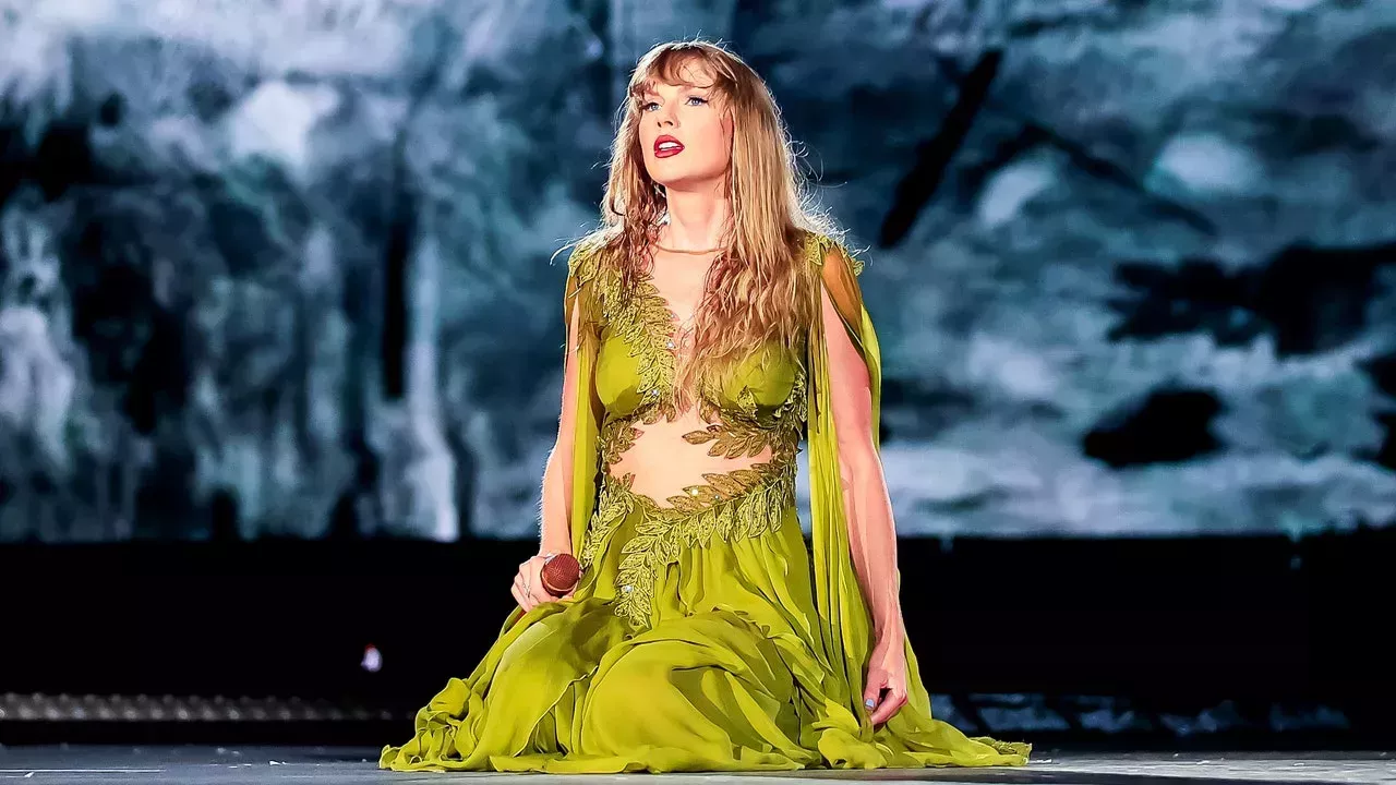 Taylor Swift dice que se sentía "sola" mientras trabajaba en "Folklore"