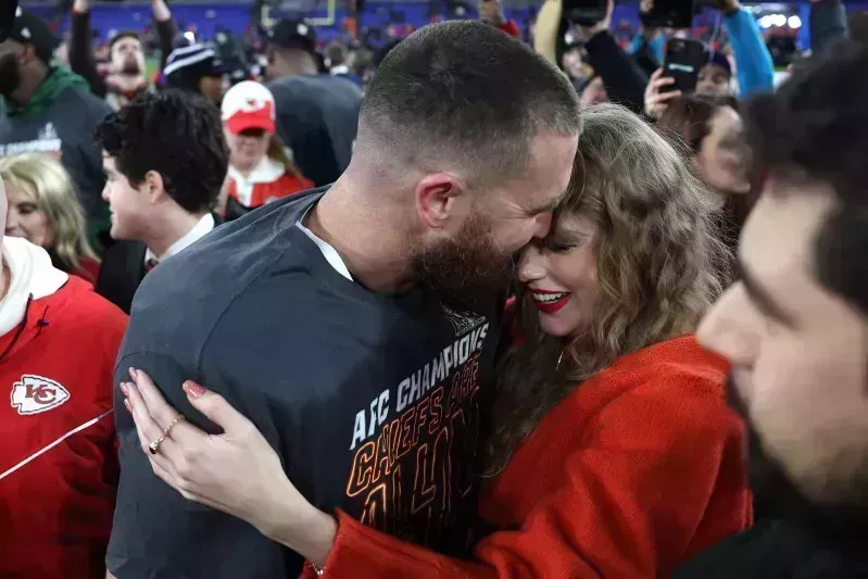 Taylor Swift, Travis Kelce Relación Cronología: Citas, Actualizaciones