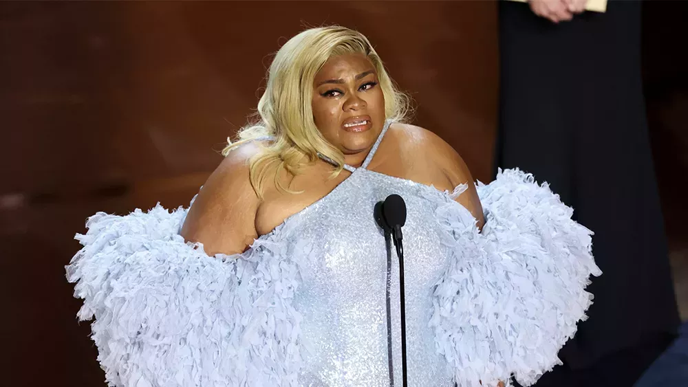 Da'Vine Joy Randolph rompe a llorar durante su emotivo discurso de aceptación de los Oscar: