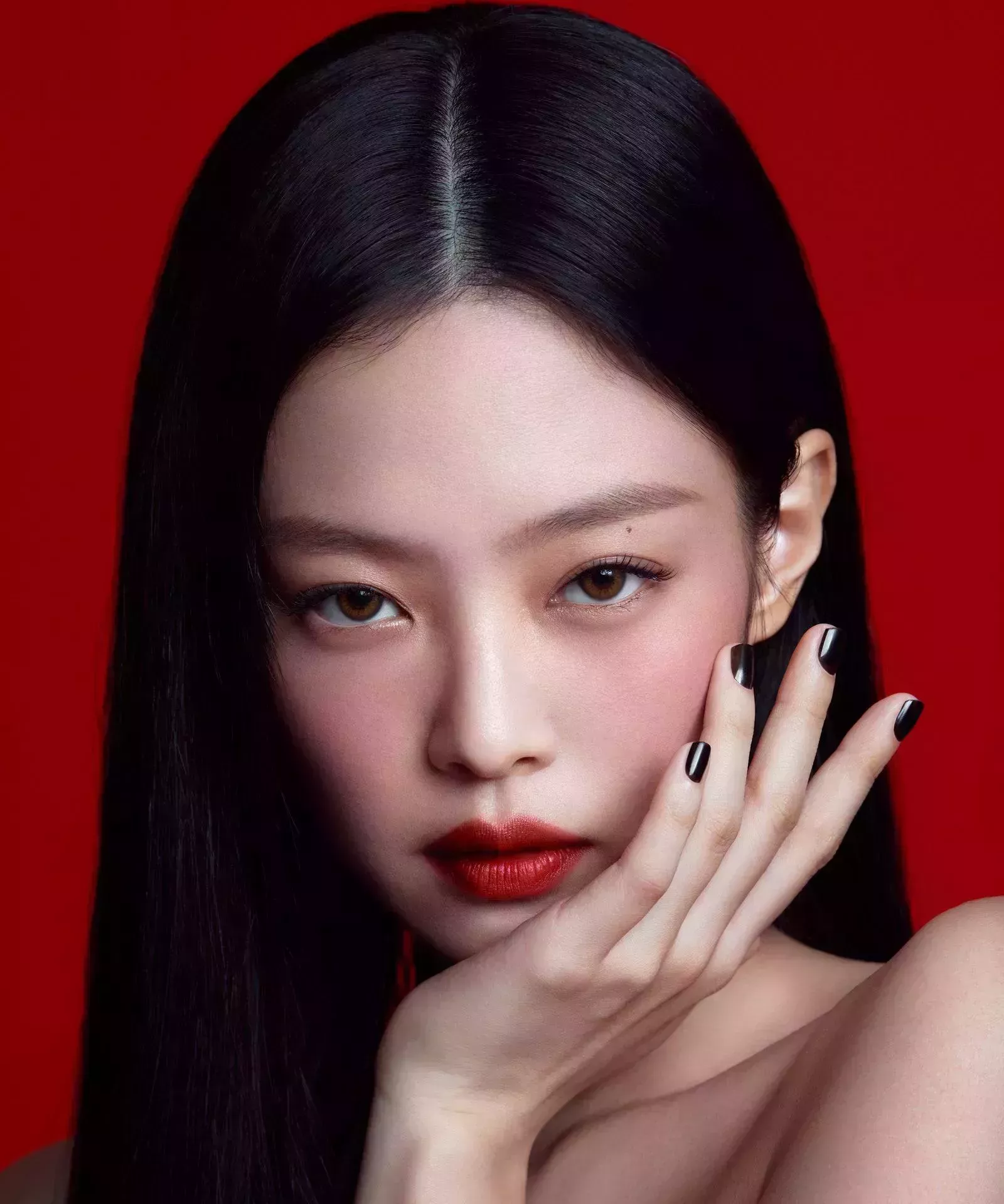 Por fin puedes conseguir el labio rojo perfecto de Jennie Kim en EE.UU.