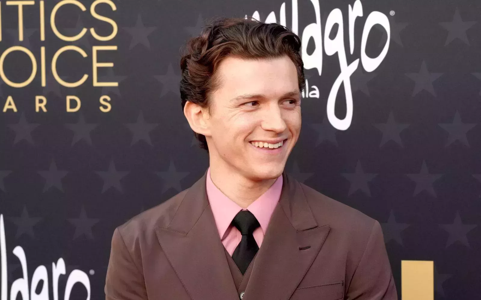 Por qué Tom Holland no asistió a los Oscar con Zendaya?