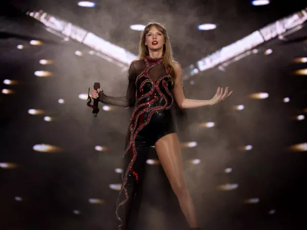 Taylor Swift performs 'Reputation' at the Eras Tour.