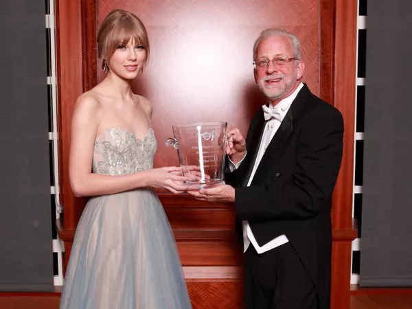 Taylor Swift and Alan Valentine at the 2011 Nashville Symphony Ball.