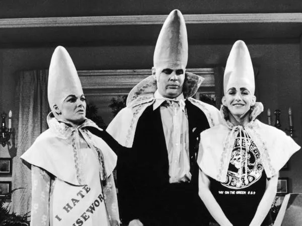 Jane Curtin, Dan Aykroyd y Laraine Newman en