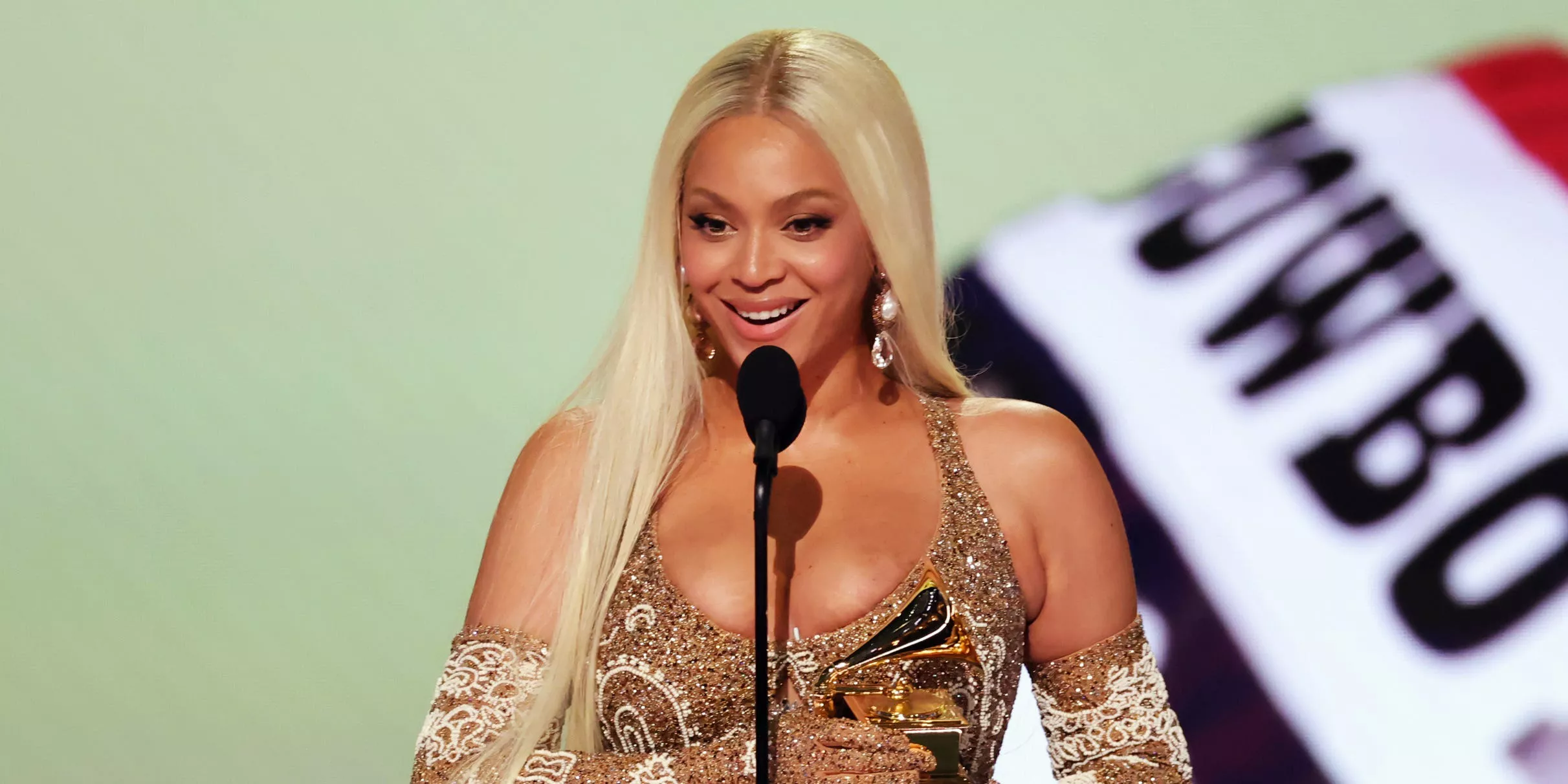 Beyoncé gana el álbum del año por 'Cowboy Carter' en los Grammy 2025 — su primer triunfo en la categoría más importante