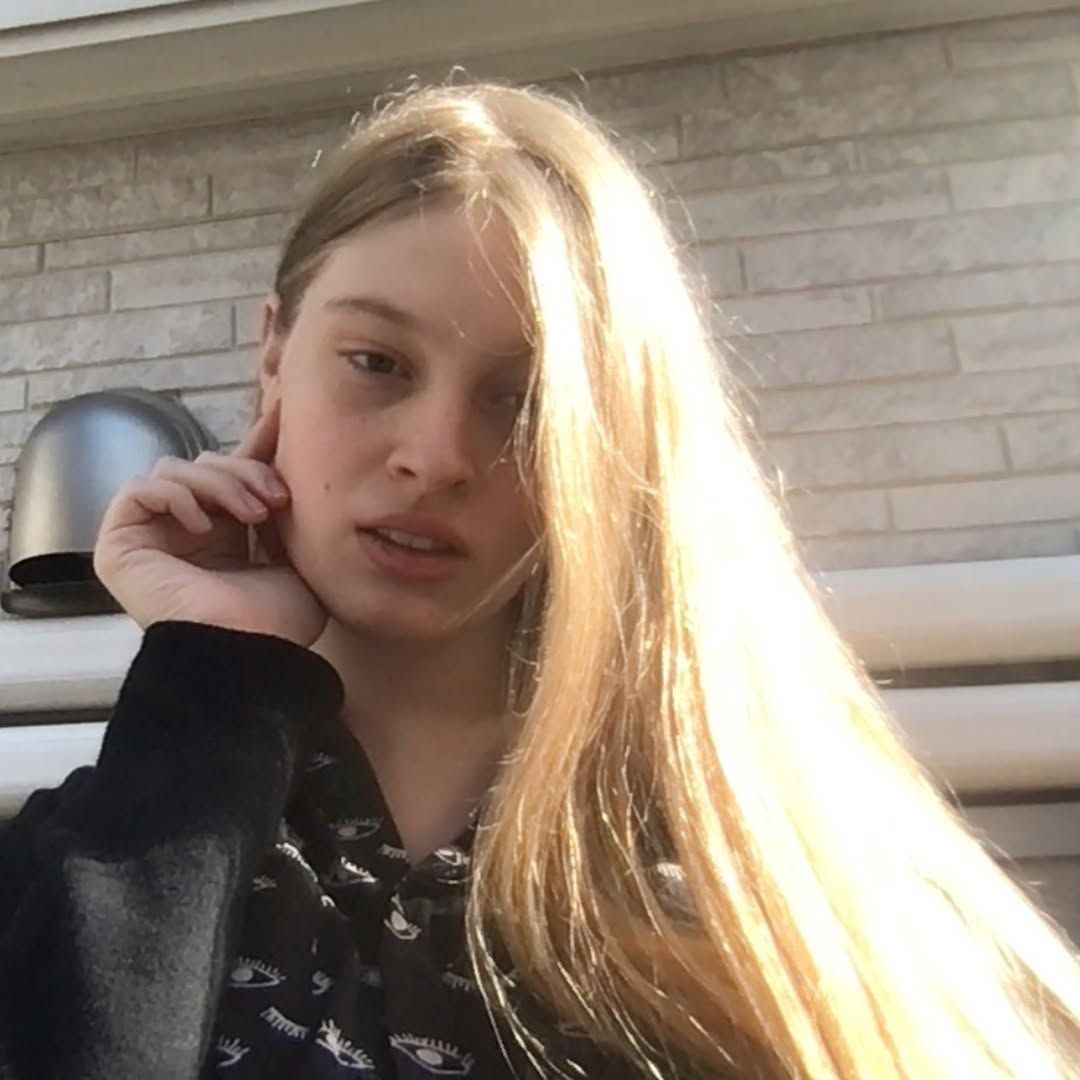 La hija trans de Elon Musk, Vivian, no “tiene espacio para preocuparse” por él