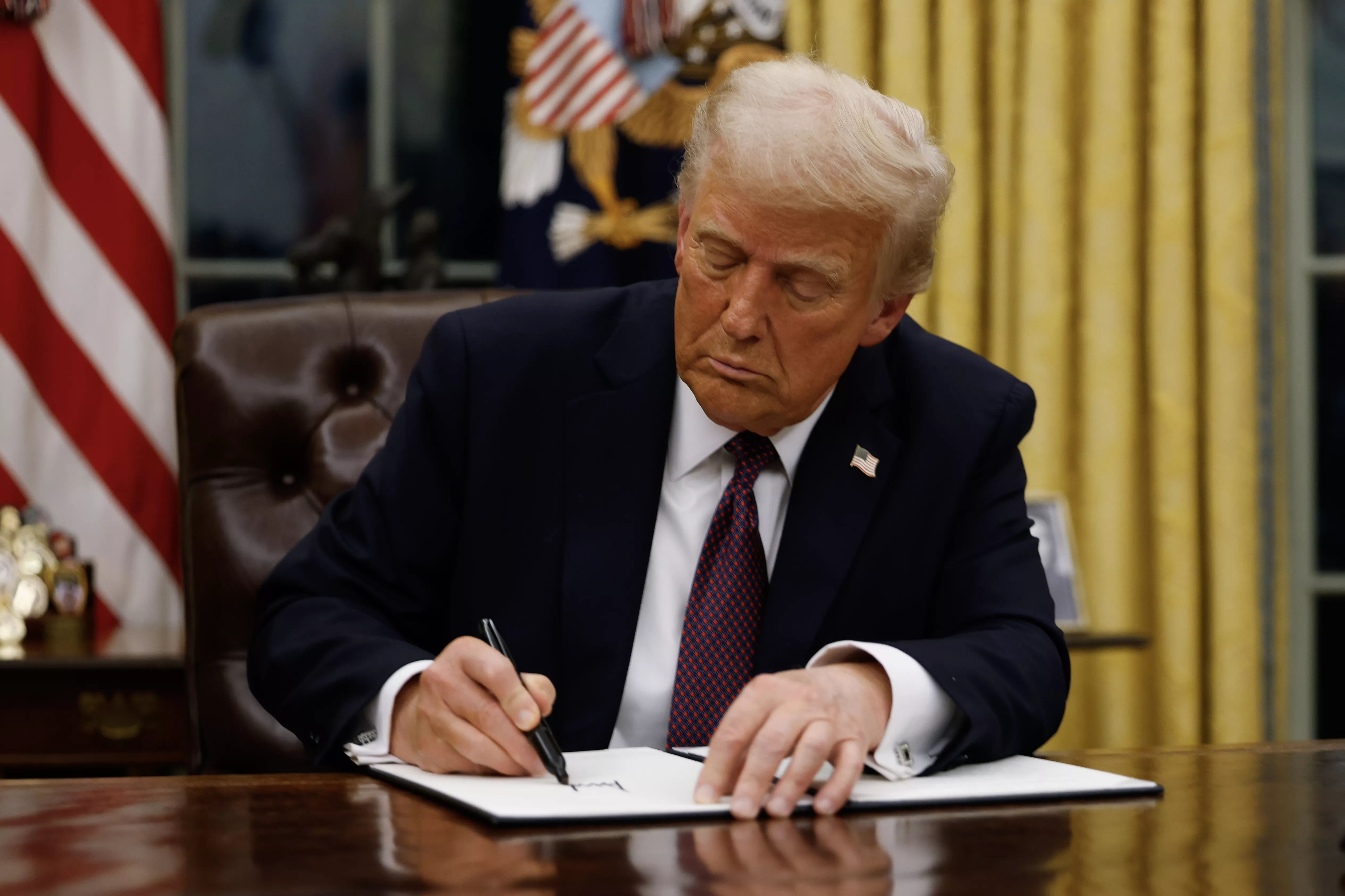 Hollywood Abandona DEI para Evitar la Ira de Donald Trump