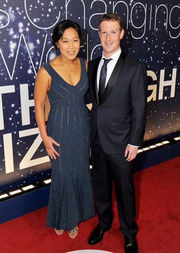 Priscilla Chan y Mark Zuckerberg asistieron a la ceremonia del Breakthrough Prize en 2014.