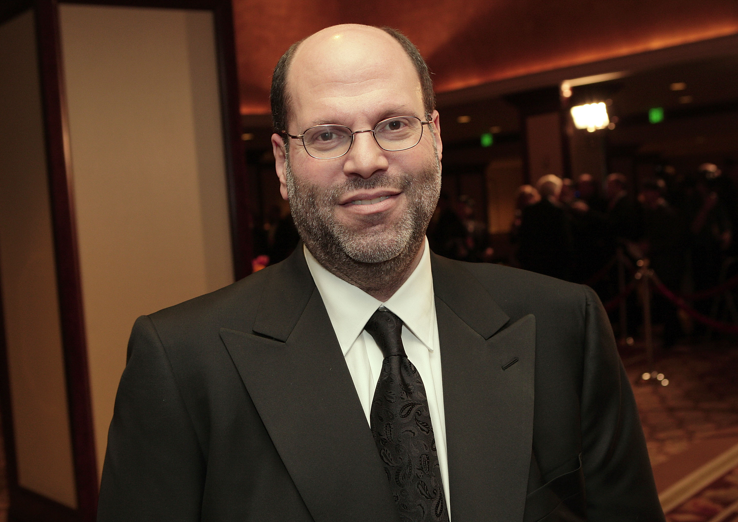 Scott Rudin Planea Regreso Tras Caída en Hollywood por Alegaciones de Abuso: 'Fue Mal Comportamiento. Lo Acepto'