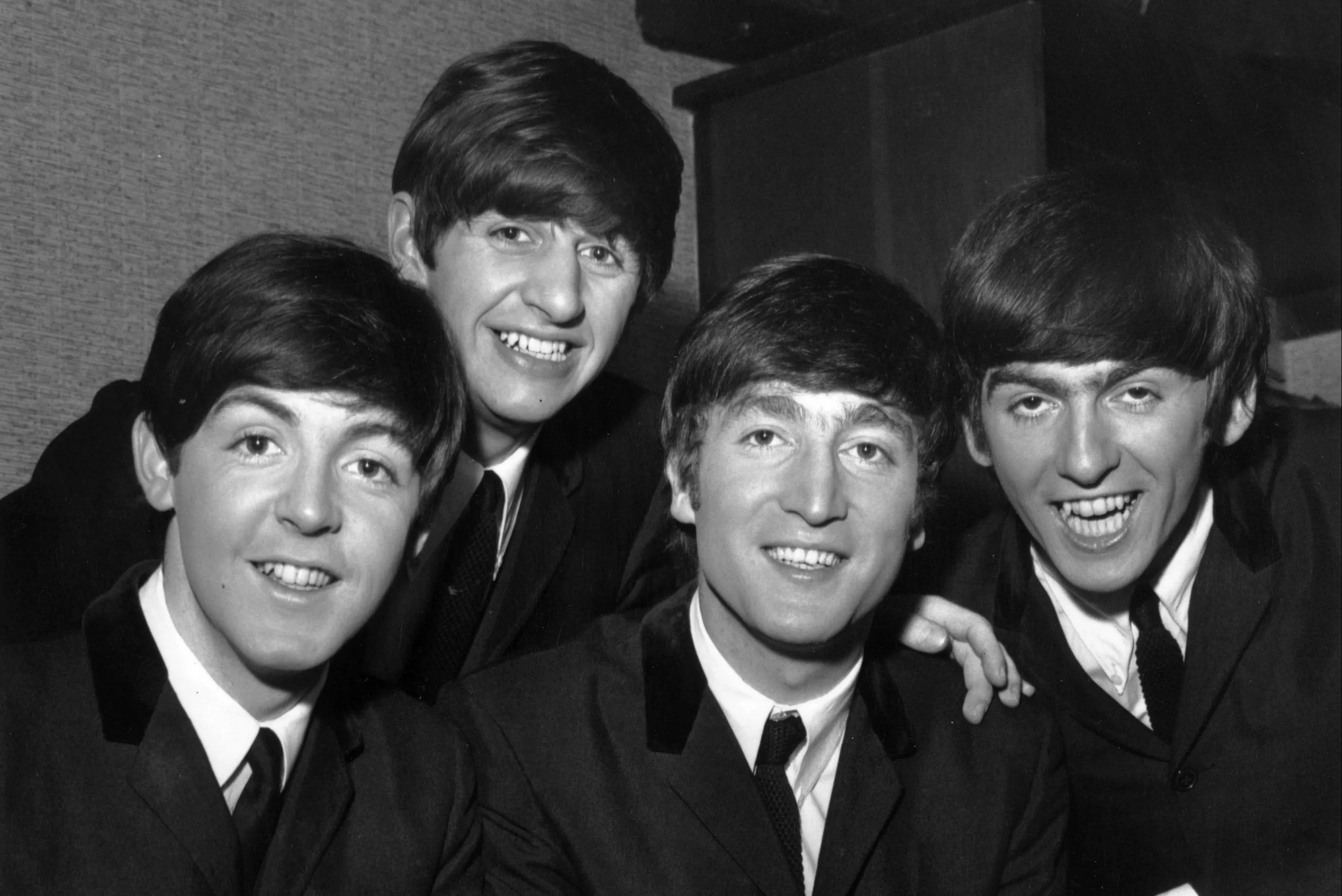Jez Butterworth, Peter Straughan y Jack Thorne escribirán las cuatro películas de los Beatles de Sam Mendes