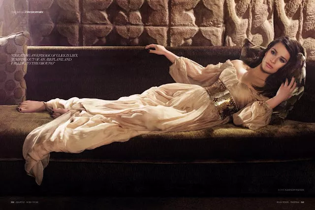 9LY38HO54G_Lea_Michele_in_Prestige_Magazine008