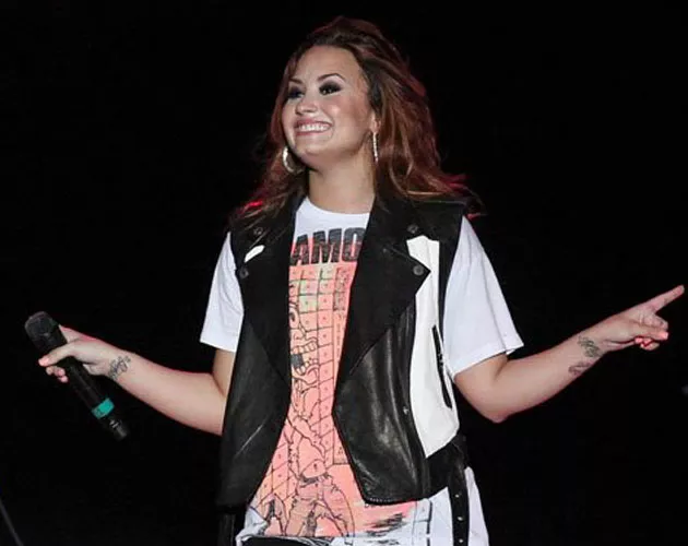 DEMI LOVATO rock