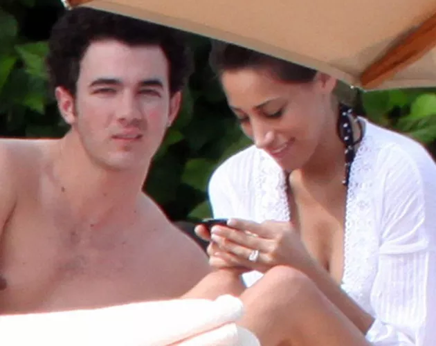 Kevin Jonas desea cambiar pronto pañales