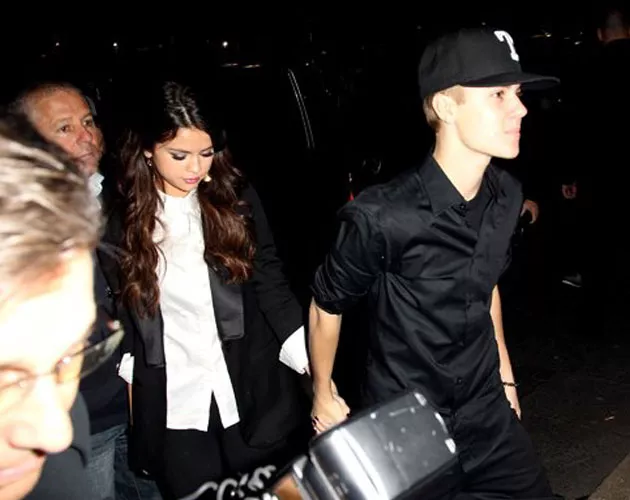 bieber y selena belfast
