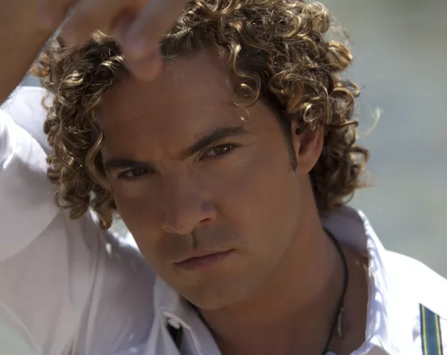 David Bisbal se emociona recordando a Elena Tablada en un concierto